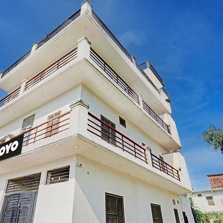 Oyo Flagship Shine Hotel Chinhat Dış mekan fotoğraf
