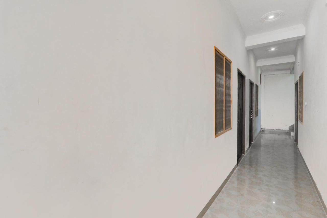 Oyo Flagship Shine Hotel Chinhat Dış mekan fotoğraf